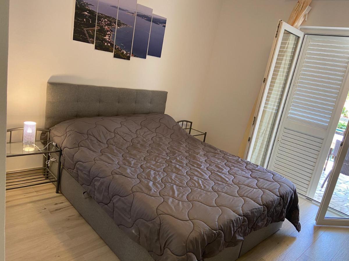 Apartmani Ortolio Viganj Esterno foto