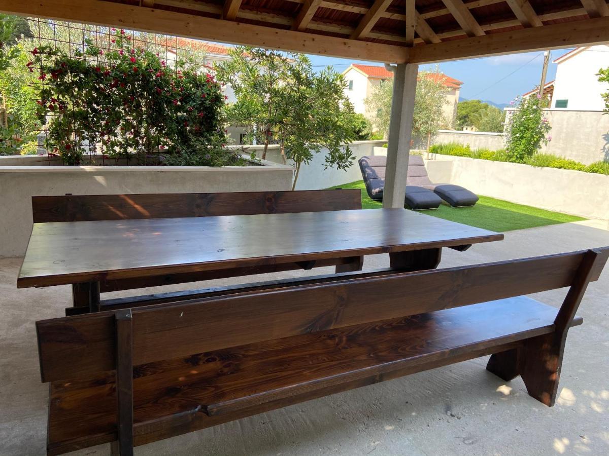 Apartmani Ortolio Viganj Esterno foto