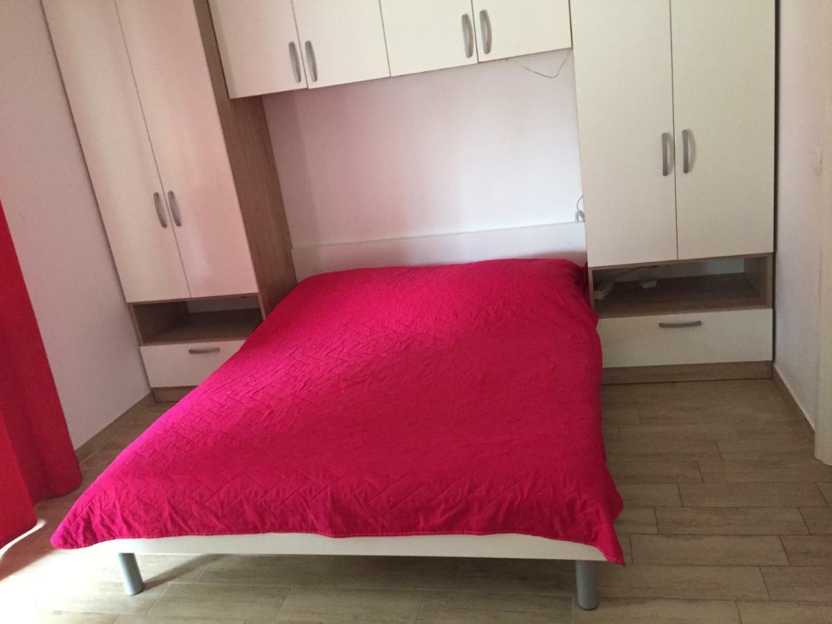 Apartmani Ortolio Viganj Esterno foto
